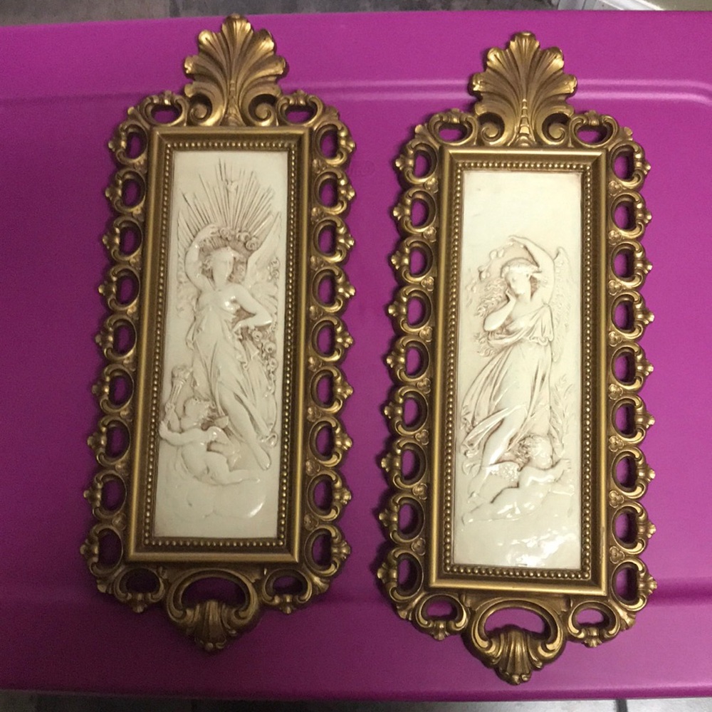 Set of 2 antique Gold wall art
